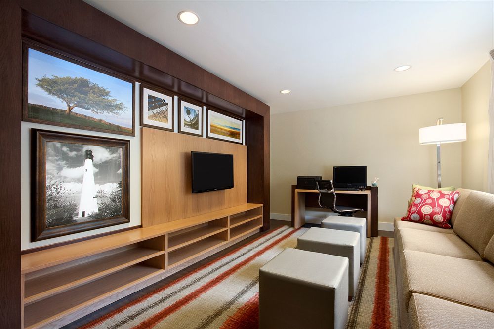 Mainstay Suites Detroit Auburn Hills Exterior photo